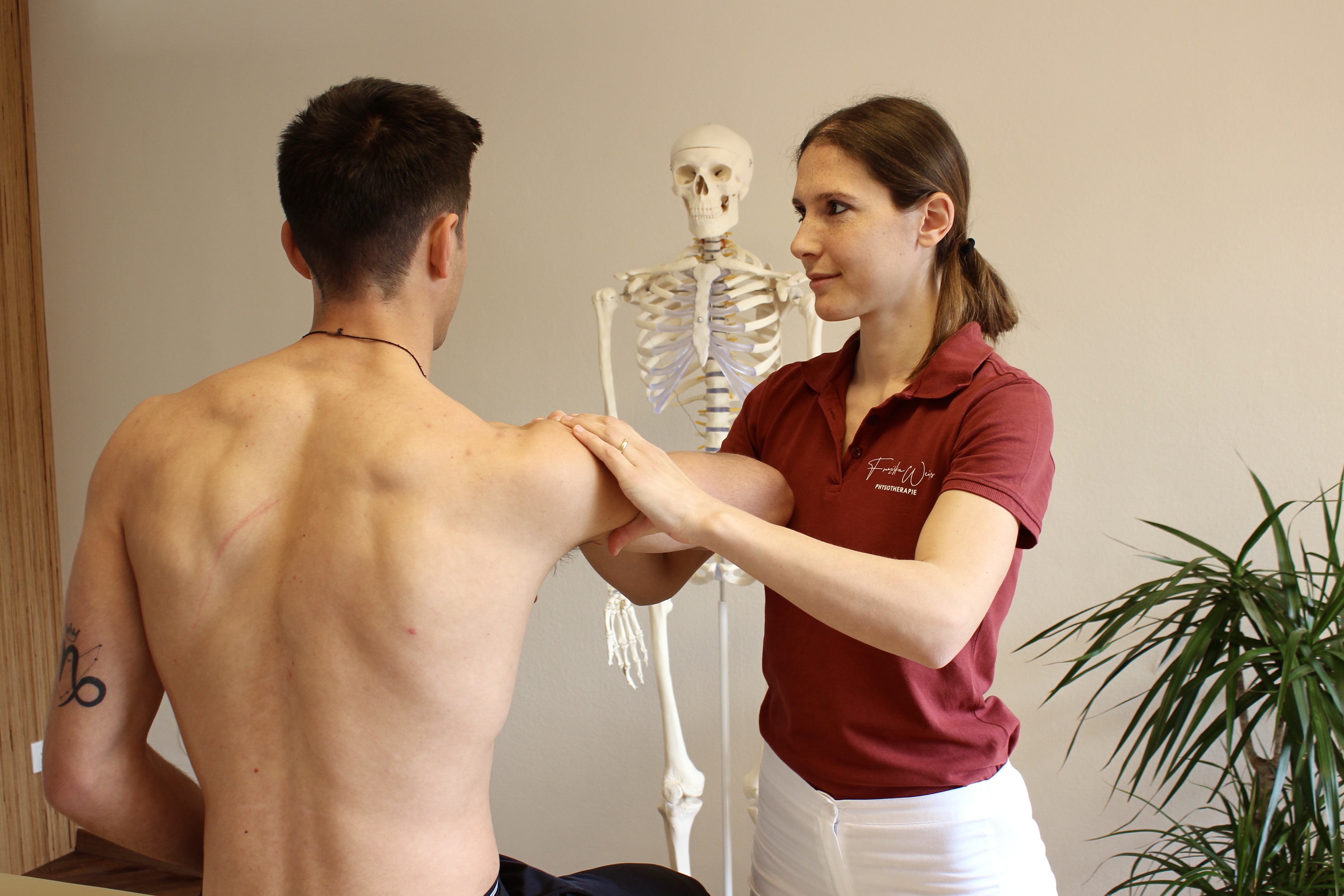 Franziska Weiss Physiotherapie Lana - Schulterbehandlung